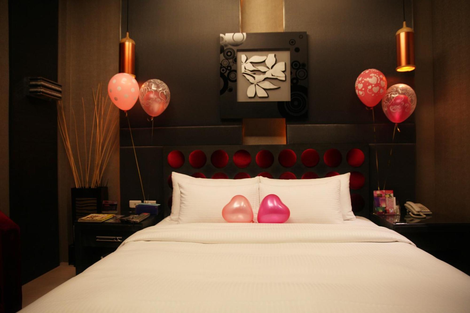 Go Shine Motel Pingtung ภายนอก รูปภาพ