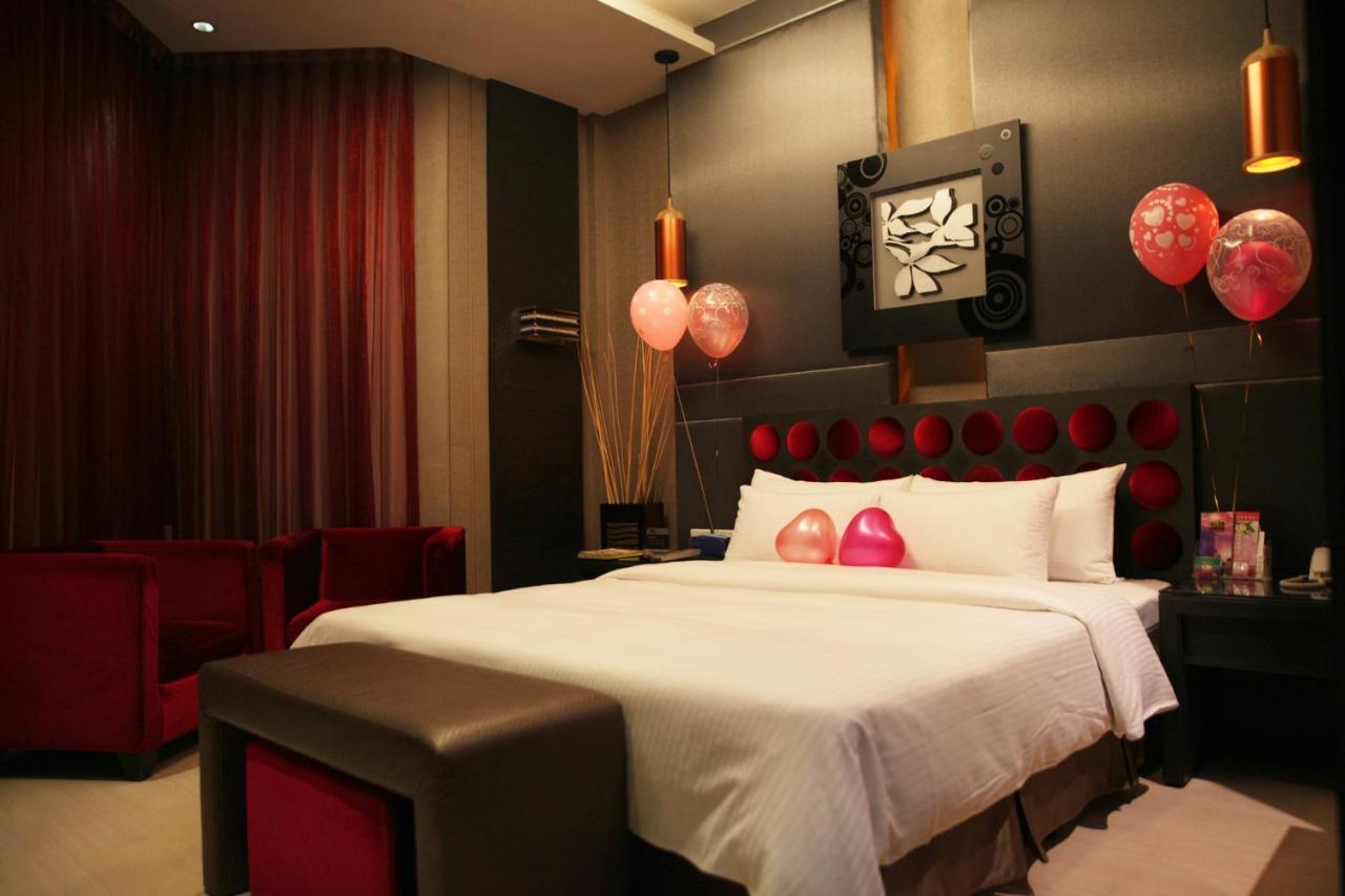 Go Shine Motel Pingtung ภายนอก รูปภาพ